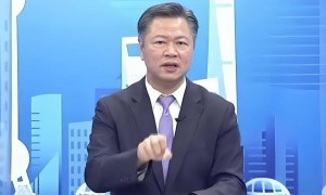 台湾赖岳谦教授被开除了，失去教职后计划搬到大陆，绿营网络暴力3年不停，隐情何在？