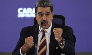 美导弹驱逐舰逼近!美军将在委附近海域举行军演!委内瑞拉谴责:敌对挑衅